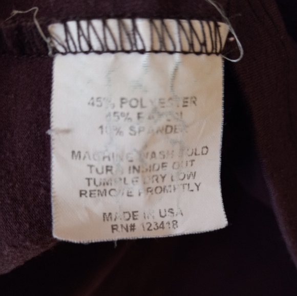 Oval Clothing Company size 20 WP plum long sleeve v-neck top - Picture 4 of 4